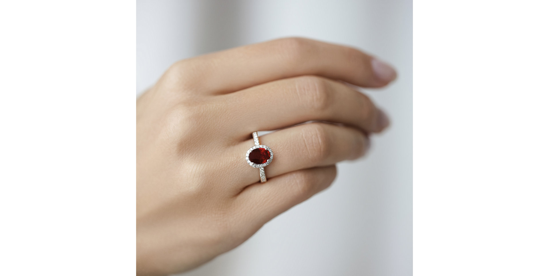Prsten s rubínem a diamanty Princess Desperation