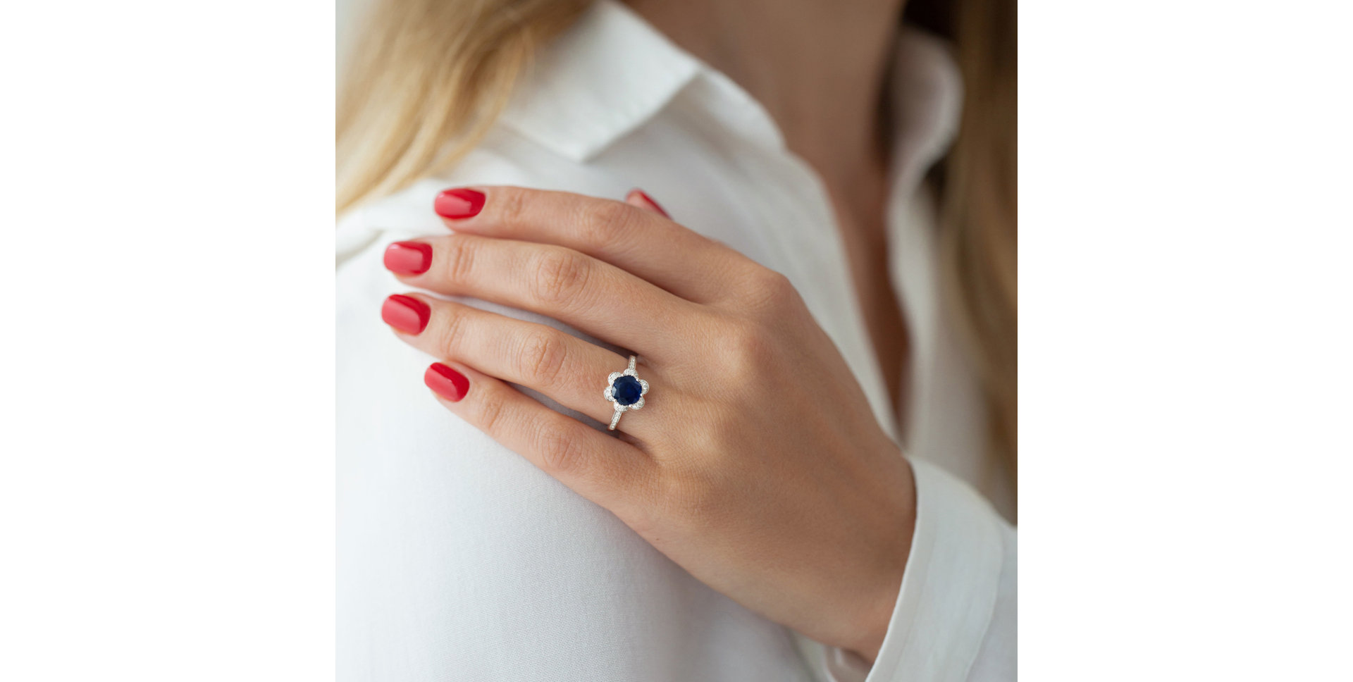 Prsten s safírem a diamanty Capital Blue