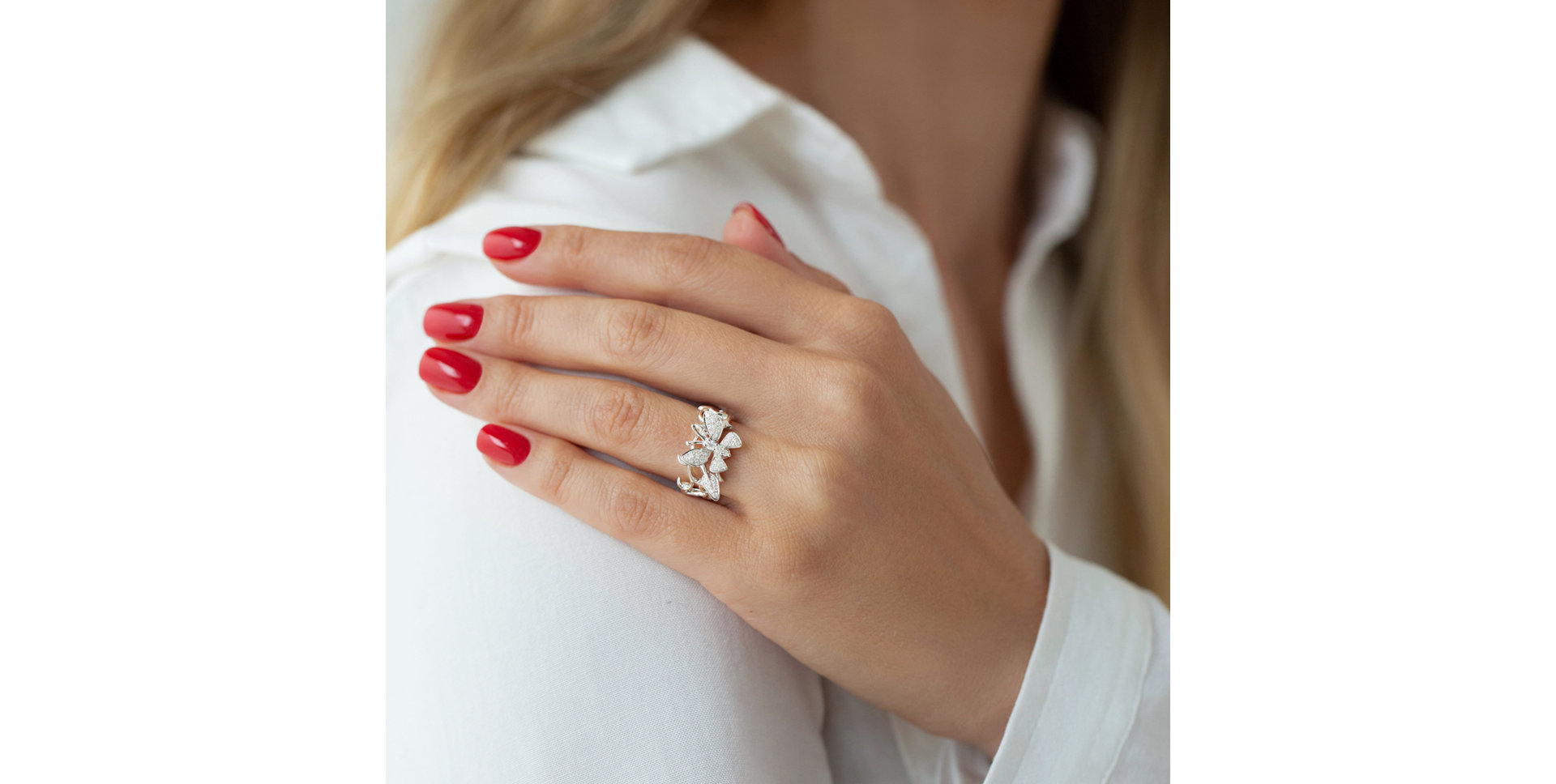 Prsten s hnědými diamanty Lush Butterfly