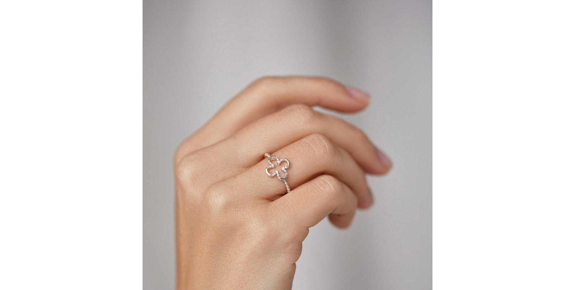 Prsten s hnědými diamanty Shiny Petals