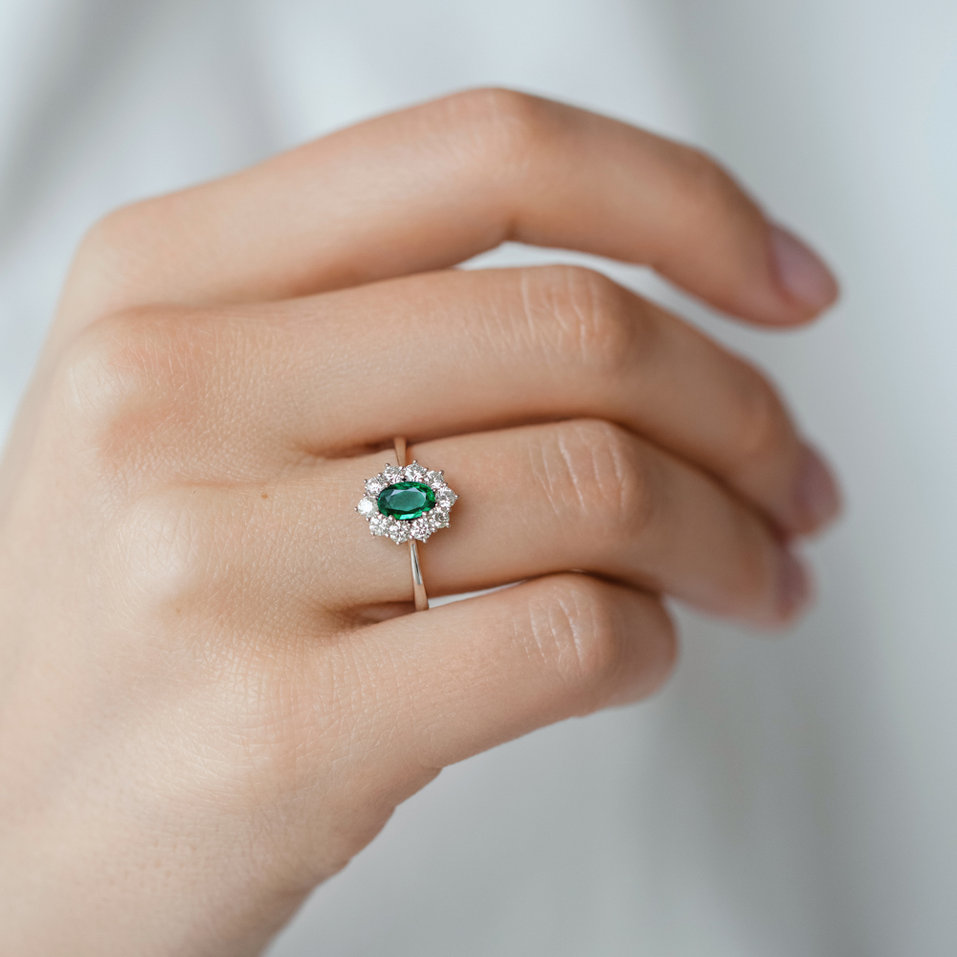 Prsten se smaragdem a diamanty Princess Joy