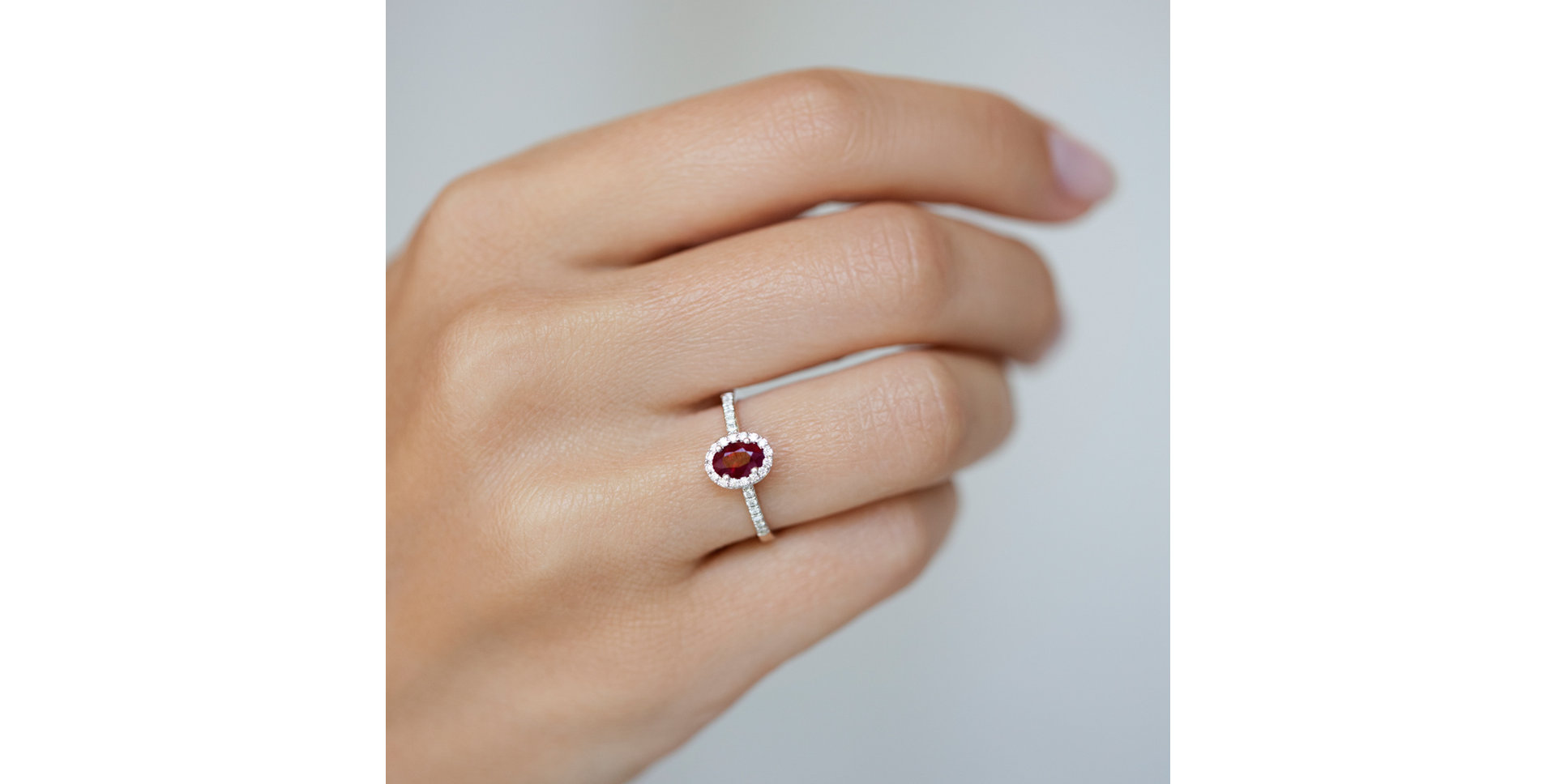 Prsten s rubínem a diamanty Princess Desperation