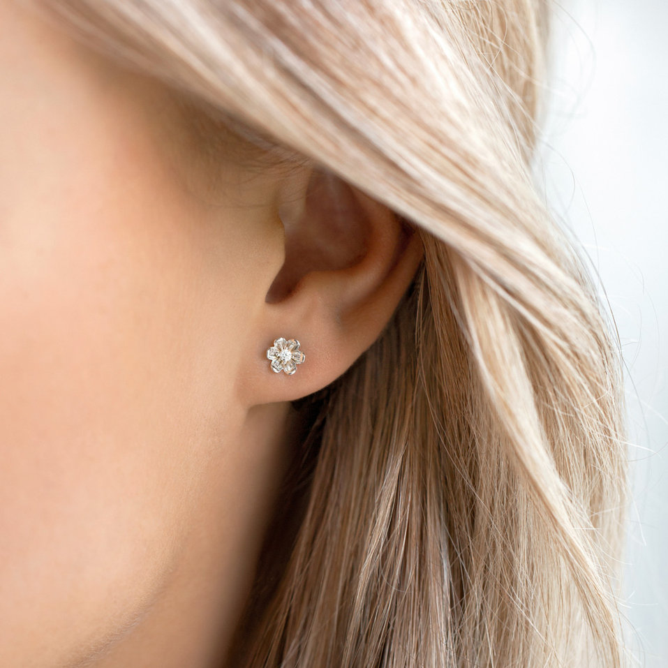 Náušnice s diamantem Shiny Blossom