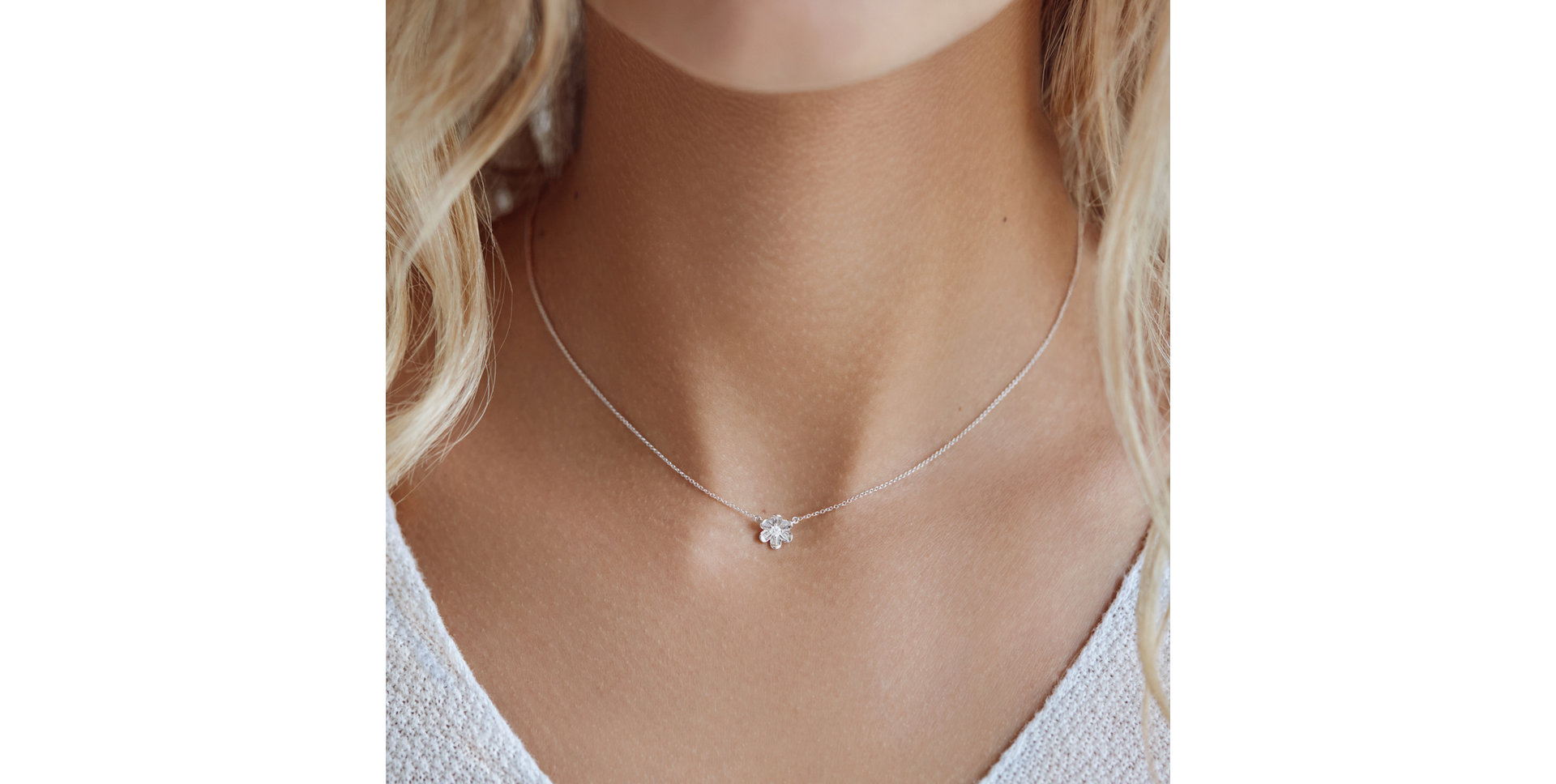 Náhrdelník s diamantem Shiny Blossom