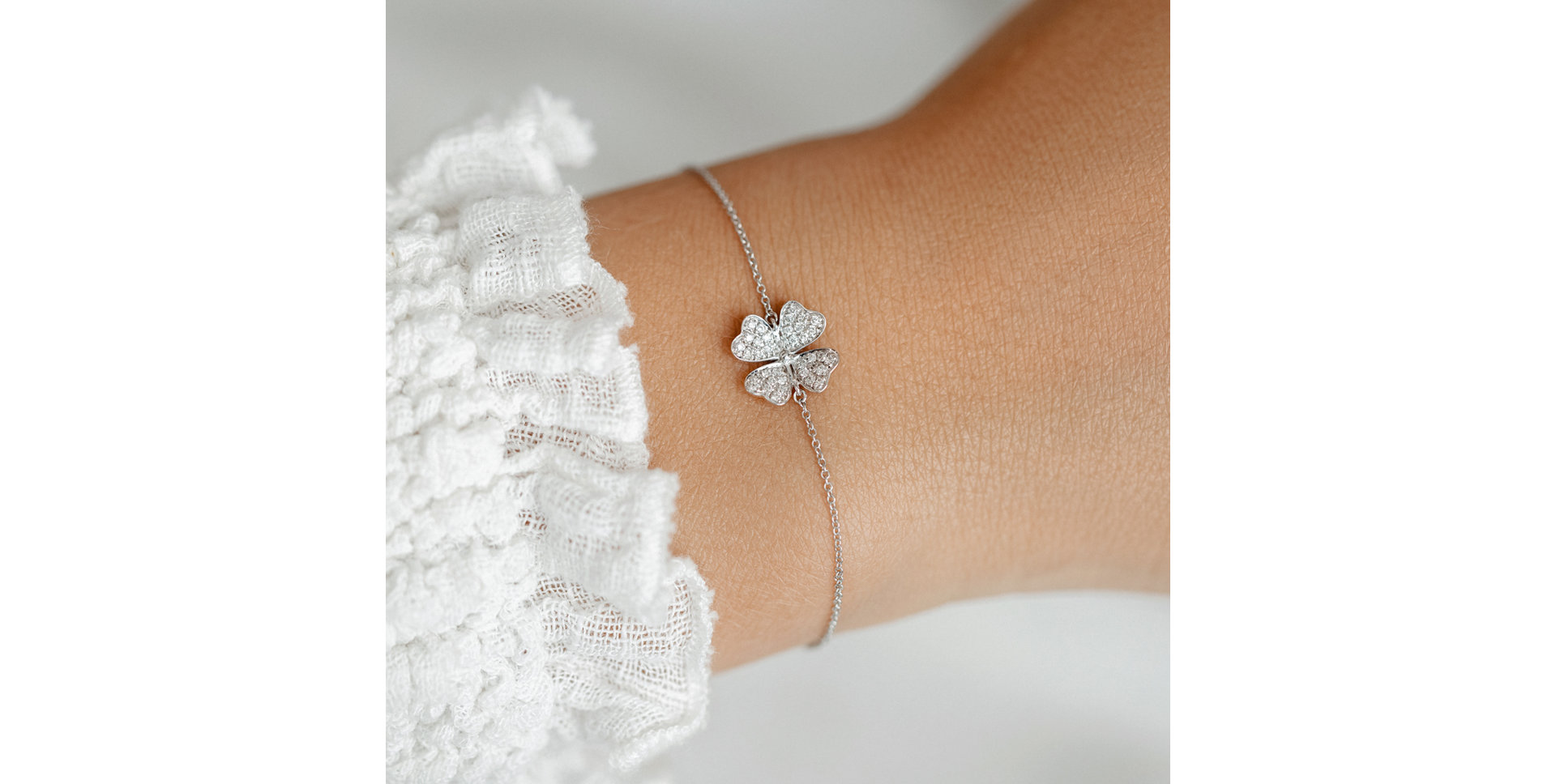 Náramek s diamanty Four Leaf Clover