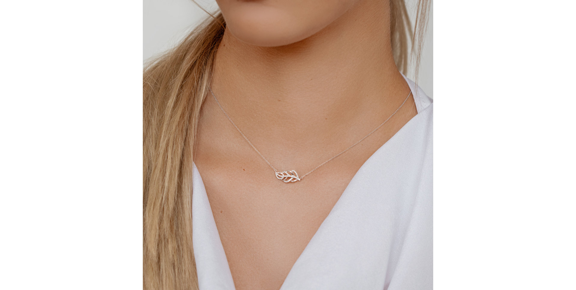 Náhrdelník s diamanty Shiny Leaf