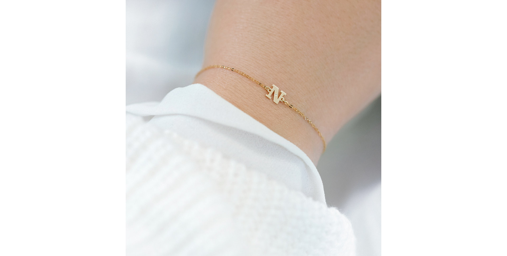 Náramek s diamantem Classic Big N