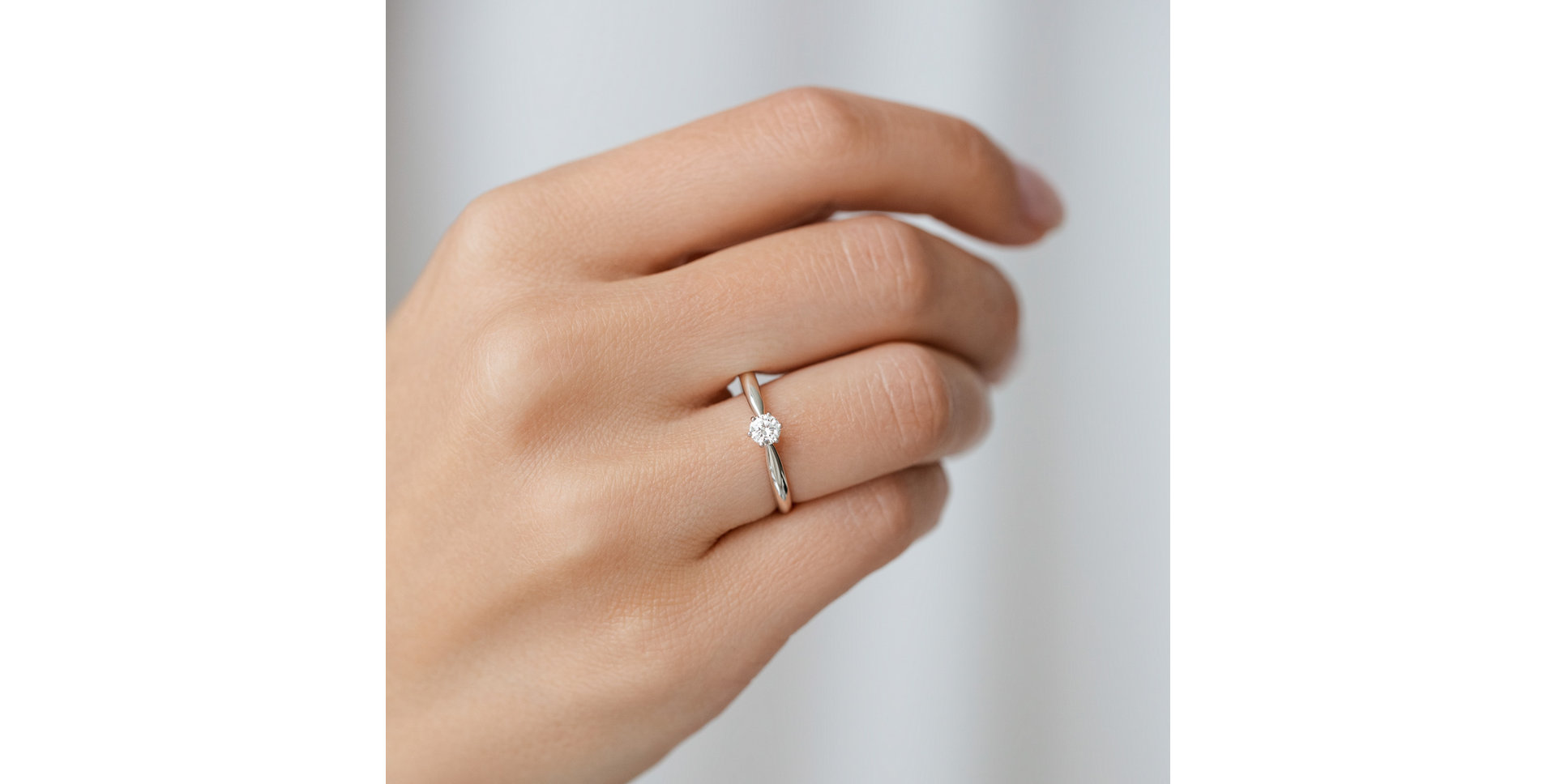 Prsten s diamantem Eternal Joy