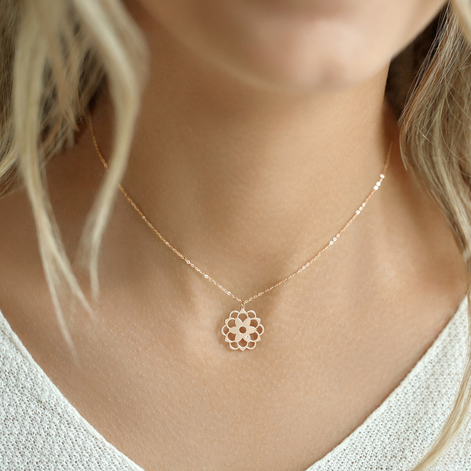 Náhrdelník s diamantem Blossom