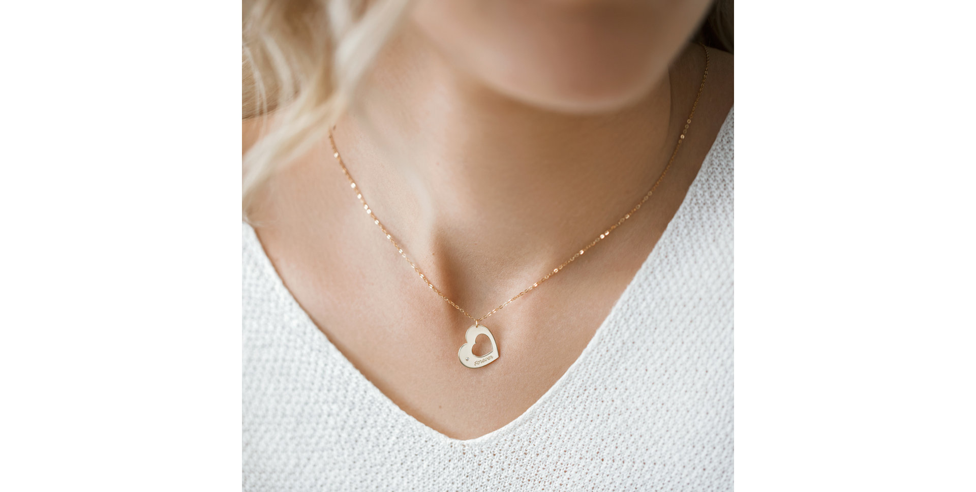 Náhrdelník s diamantem Forever