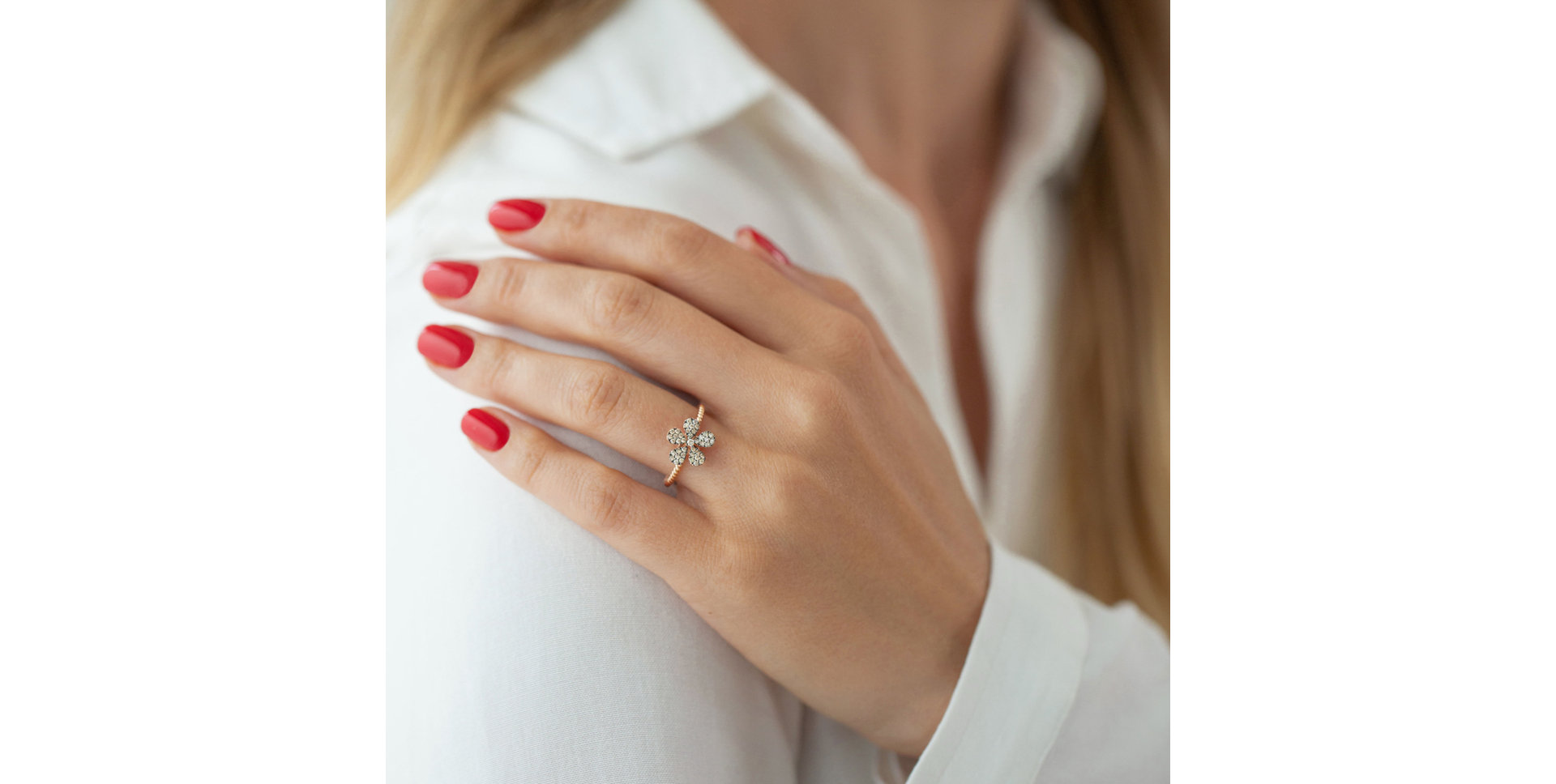 Prsten s černými diamanty Sun Daisy