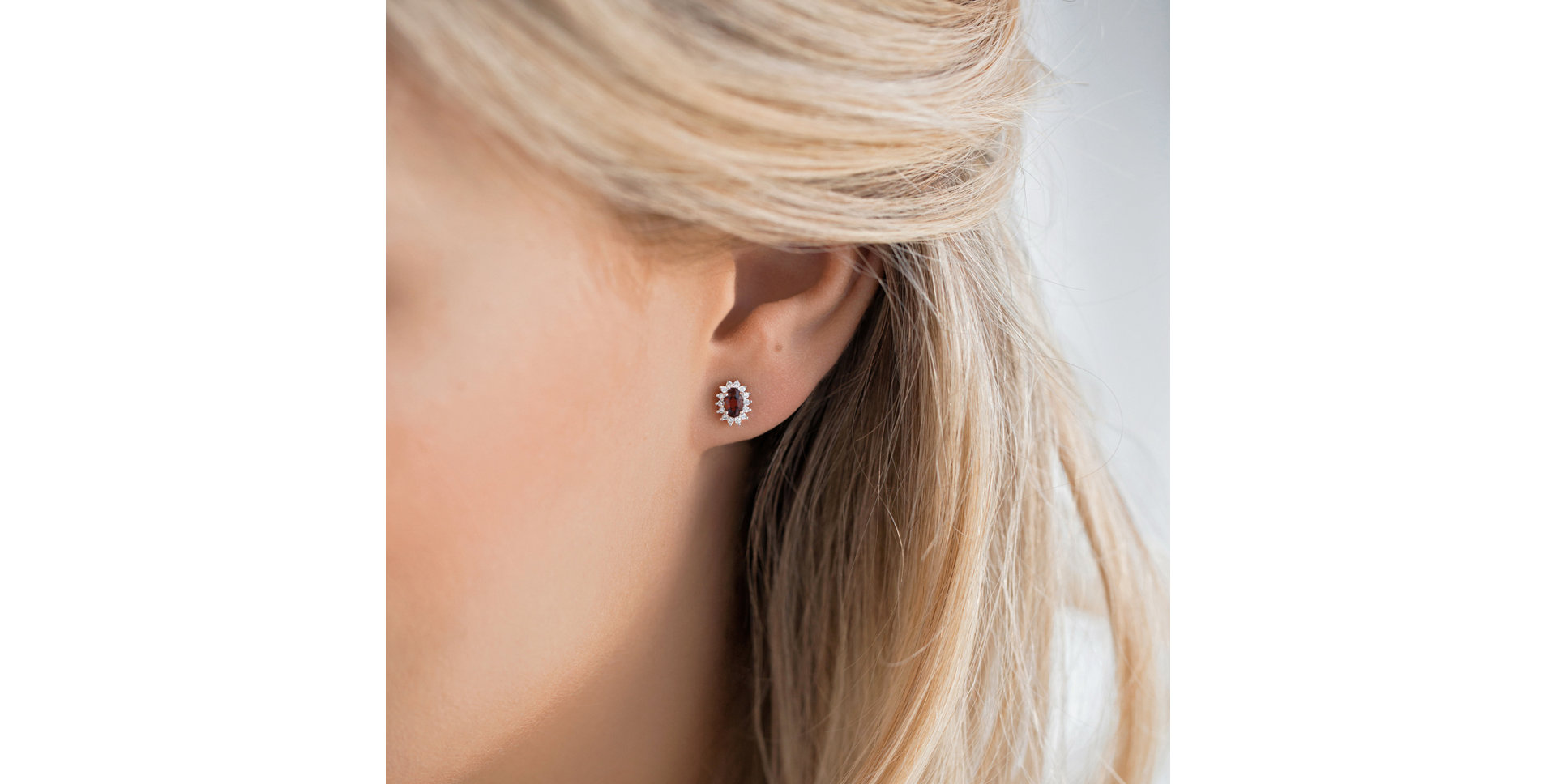 Náušnice s diamanty a rubínem Princess