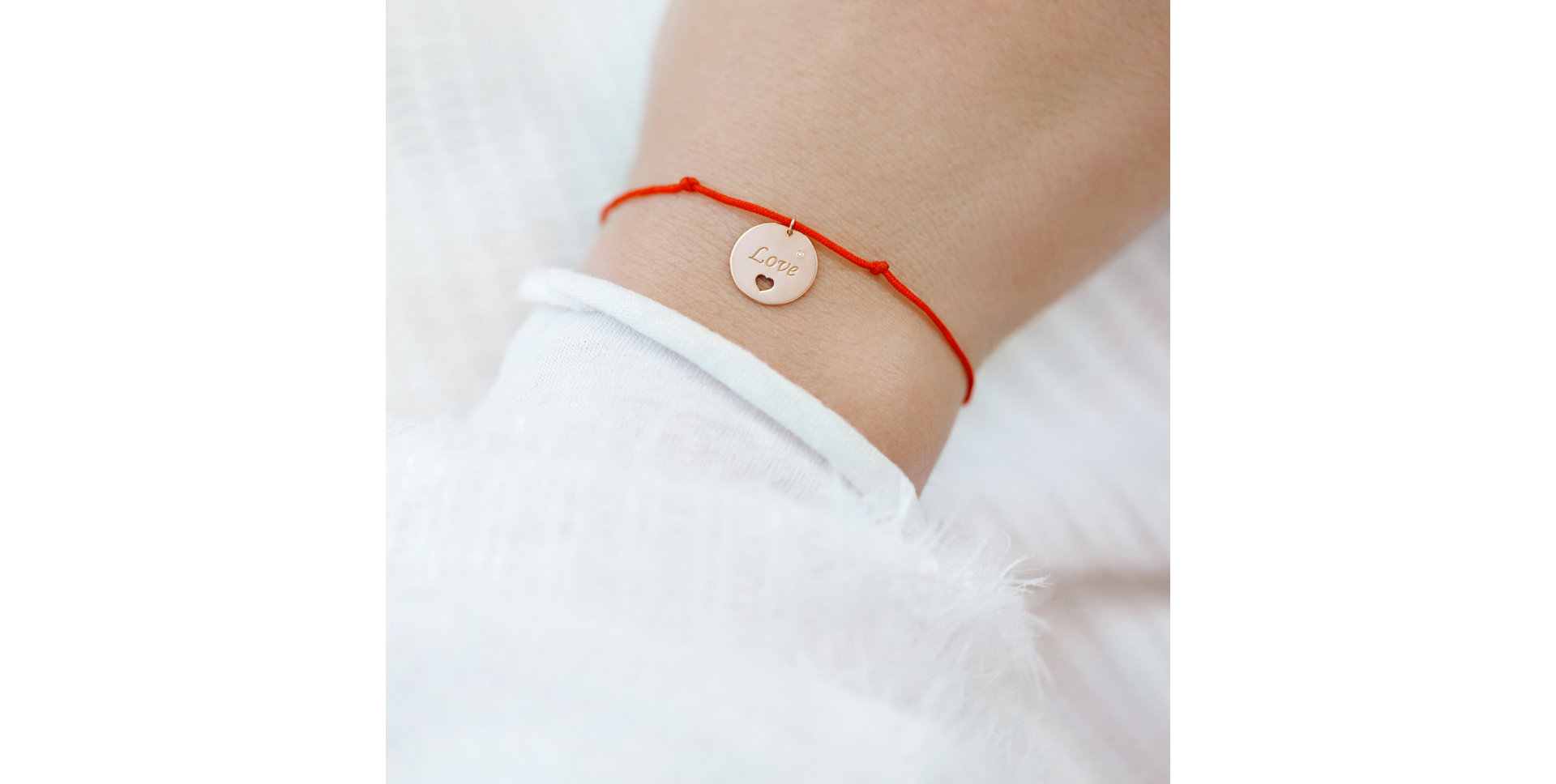 Diamantový náramek se šňůrkou Love Magical