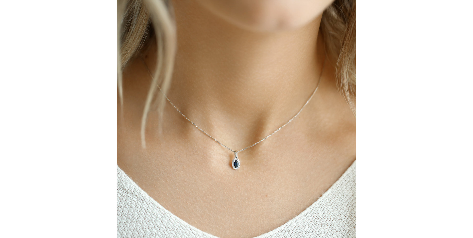 Přívěs se safírem a diamanty Princess Essence