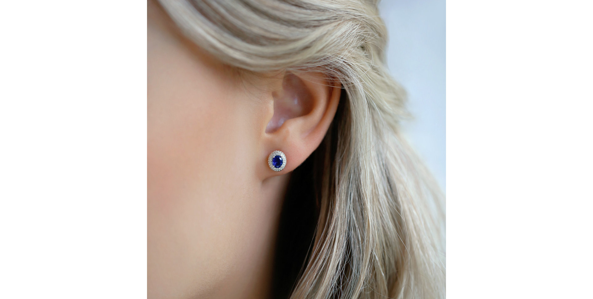 Náušnice s diamanty a safírem Royal Sapphire