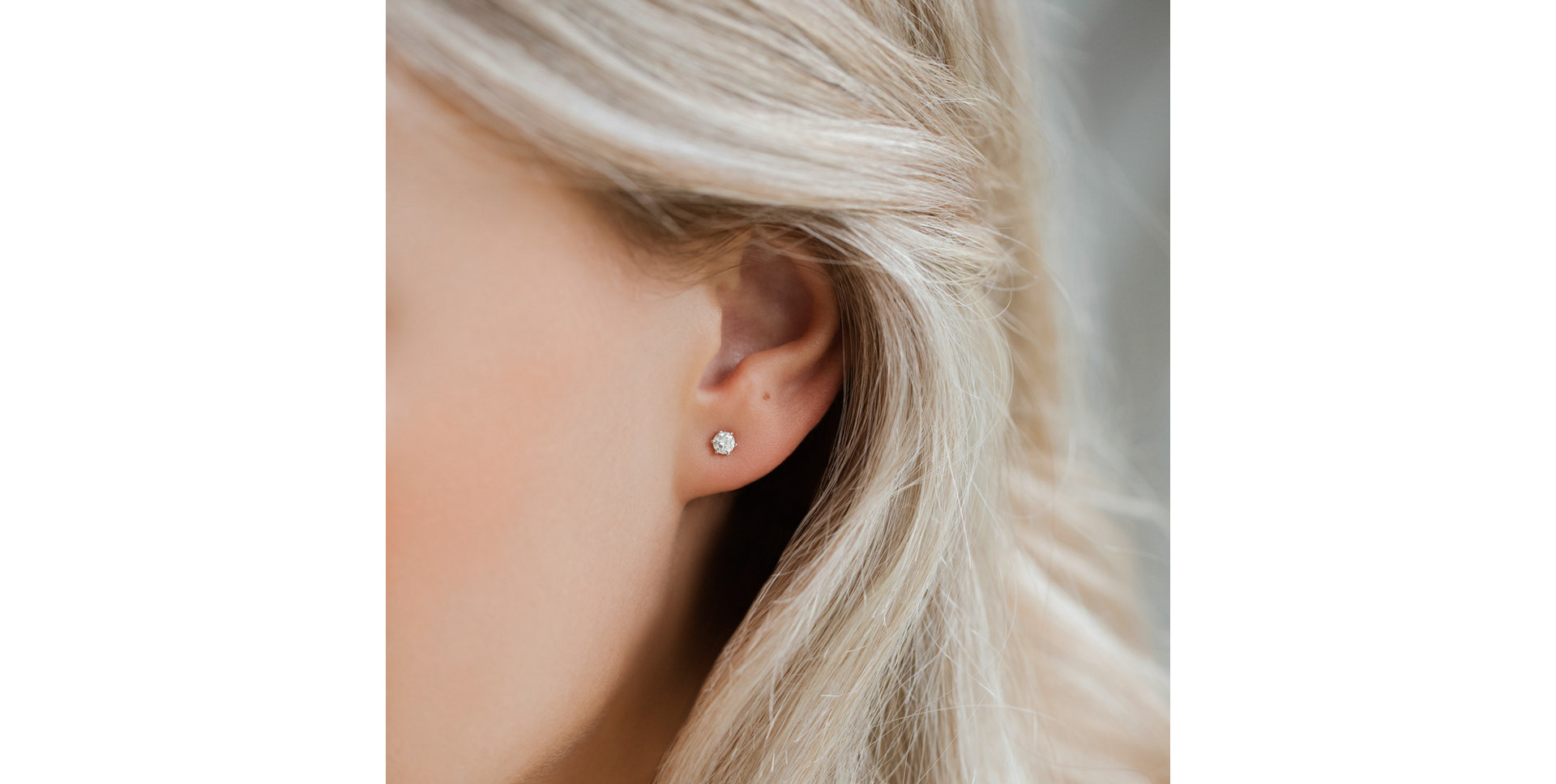 Náušnice s zeleným diamantem Vesper Romance