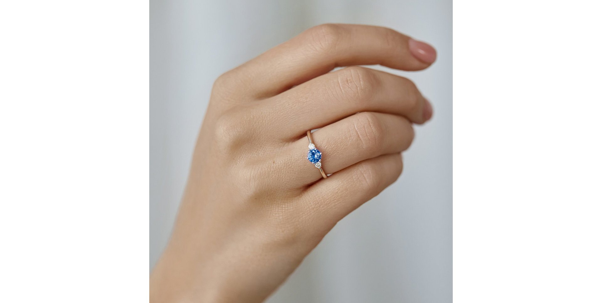 Prsten se smaragdem a diamanty Midnight Serenity