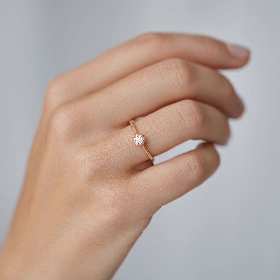 Prsten s diamantem Blooming Love