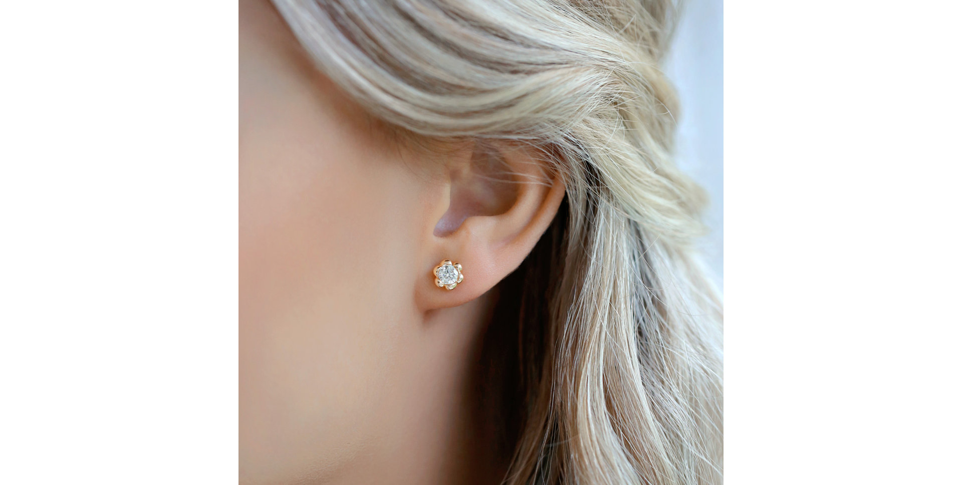 Náušnice s diamantem Blooming Love