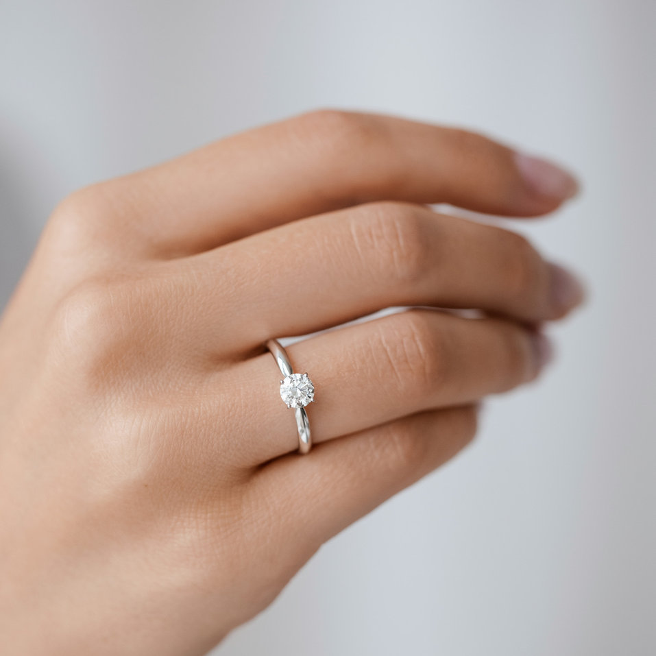 Prsten s diamantem One Love