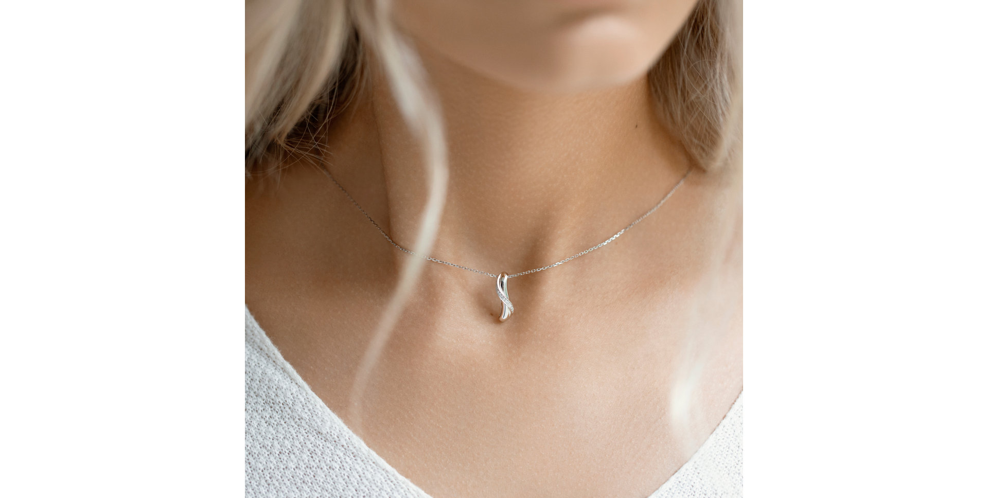 Přívěsek s diamanty Night Sea