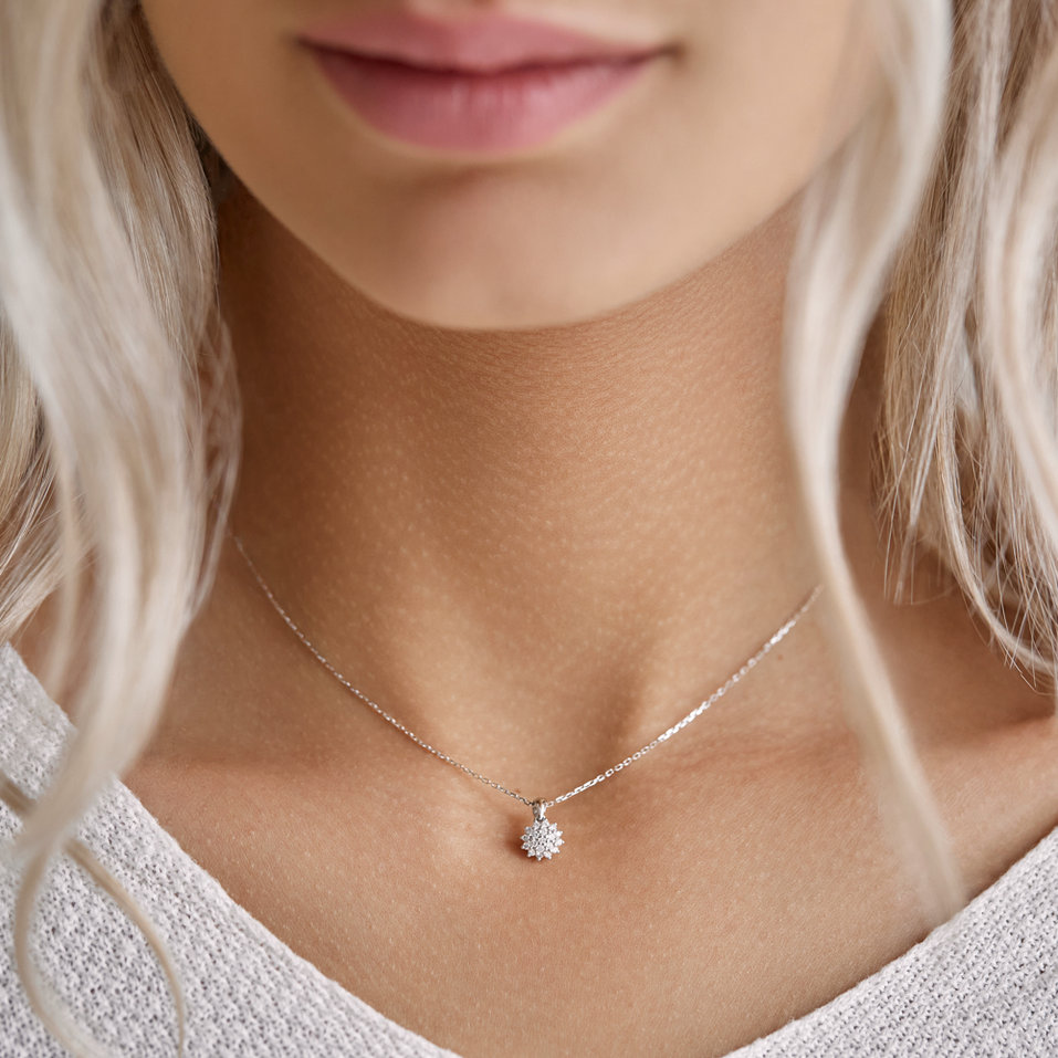 Přívěsek s diamanty Midnight Sun