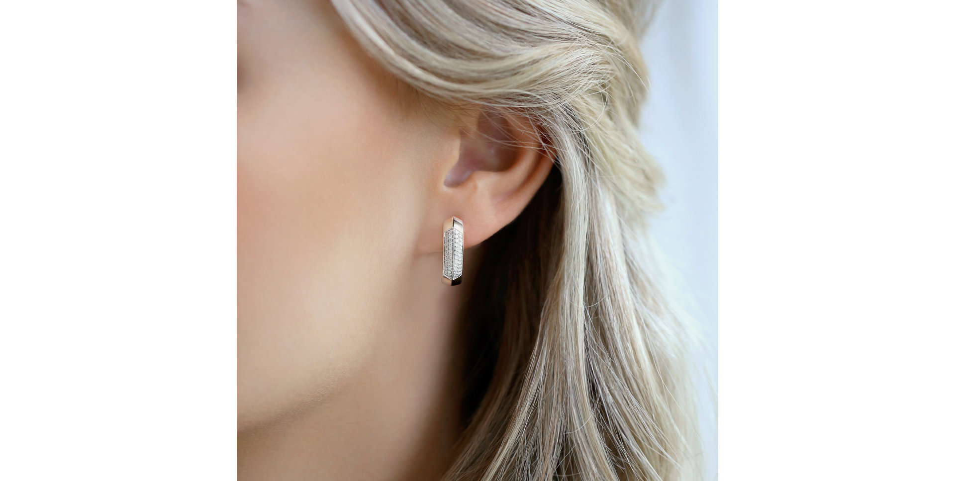 Náušnice s diamanty Space Lady