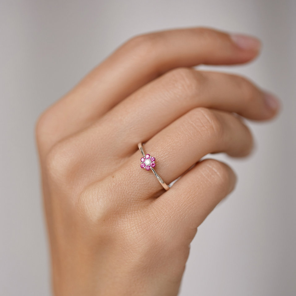 Prsten s diamantem a smaragdy Shiny Flower