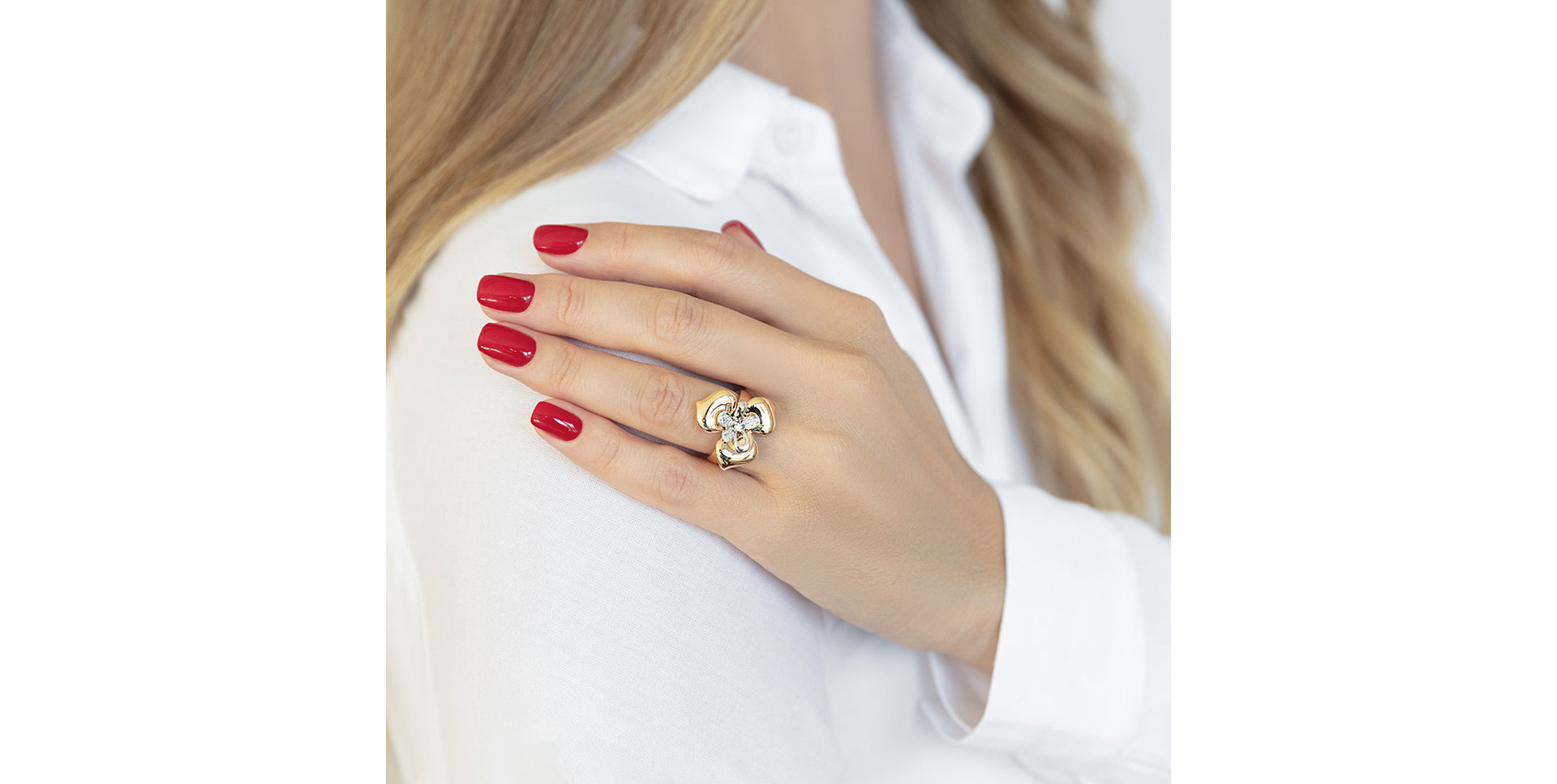 Prsten s diamanty Flower Game