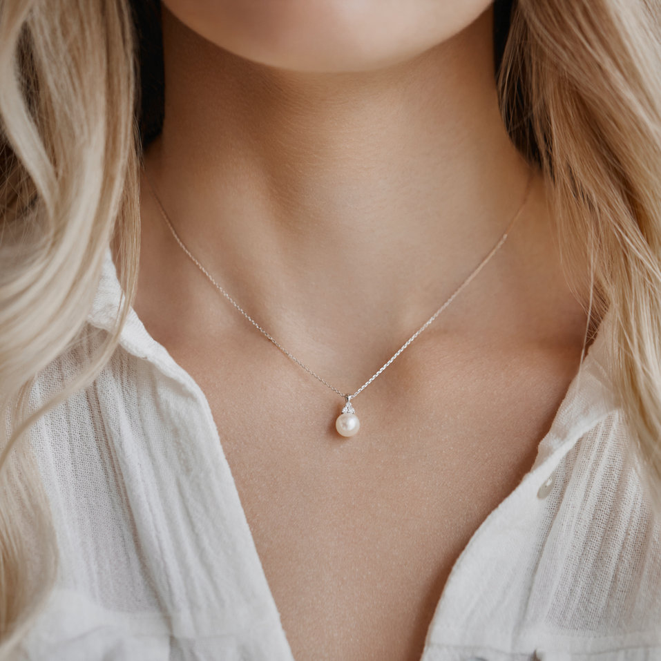 Náhrdelník se sladkovodní bílou perlou Wonderful Lake