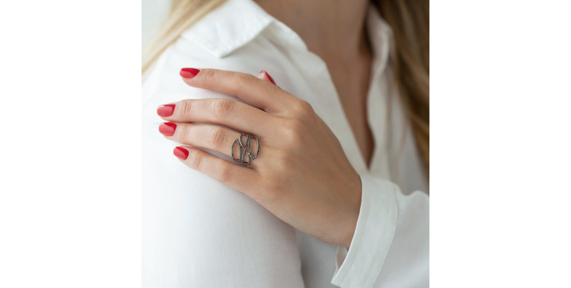 Prsten s černými diamanty Sun Lure