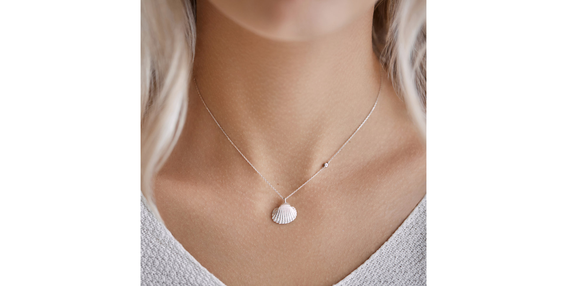 Náhrdelník s diamantem Luxury Clam