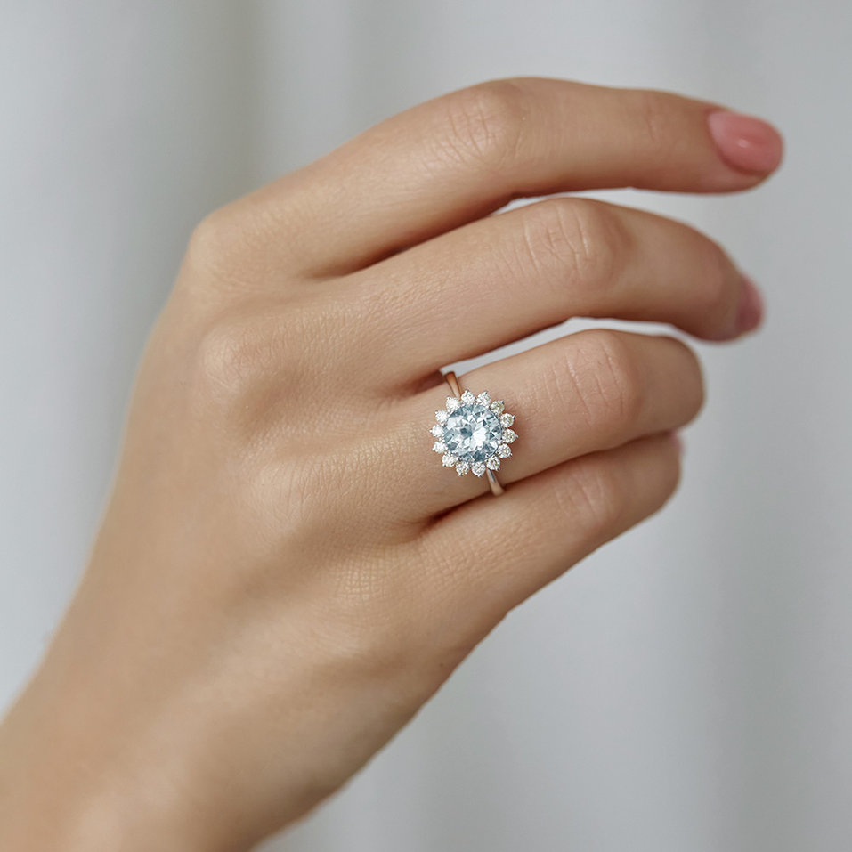 Prsten s diamanty a topazem sky Stellar Sun