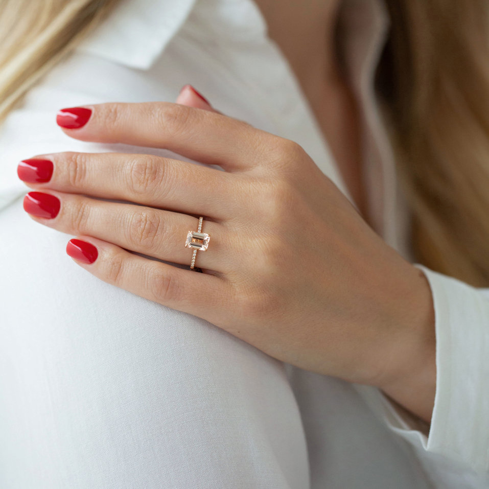 Prsten s morganitem a diamanty Perfect Promise