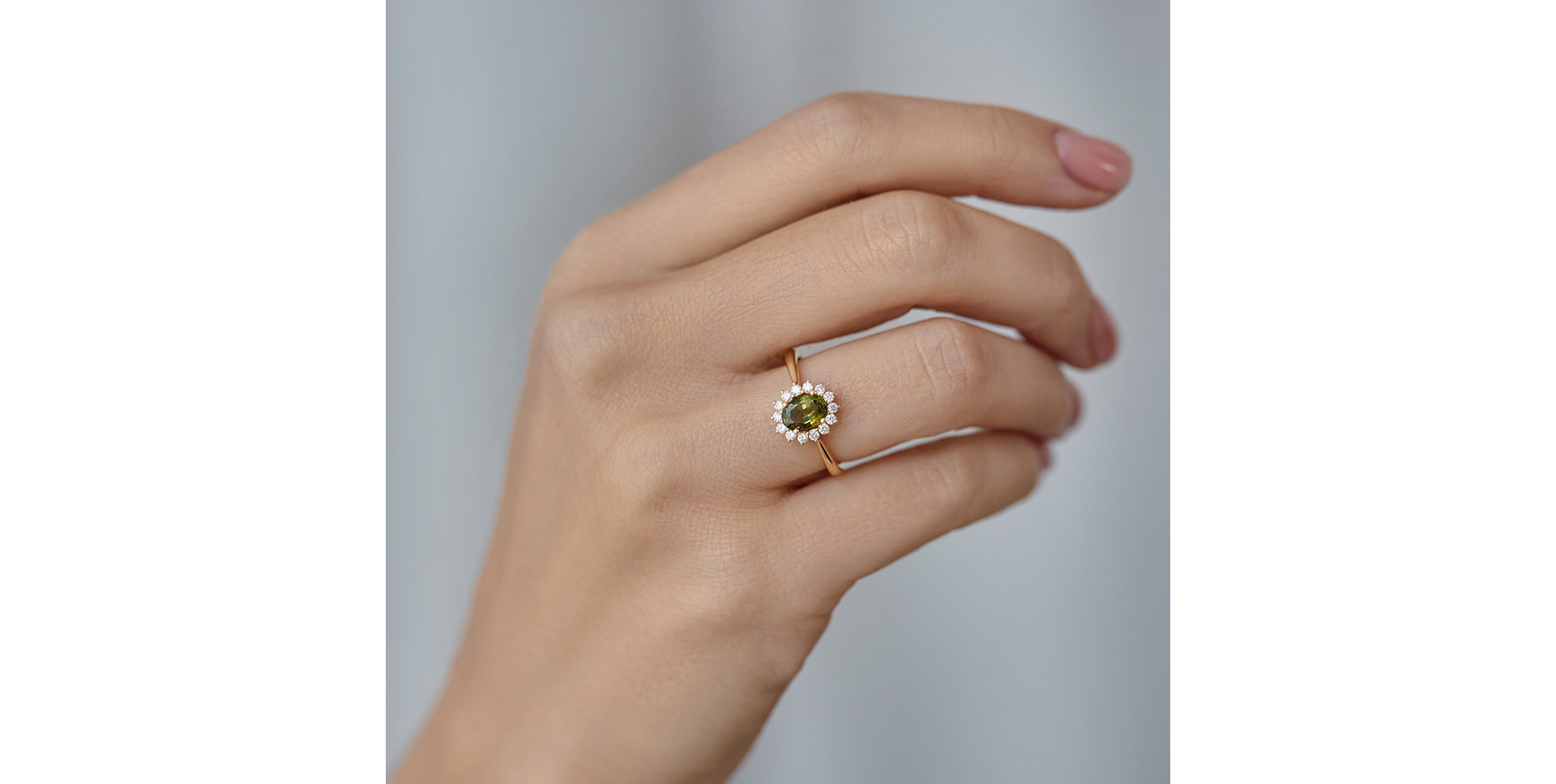 Prsten s diamanty a safírem Princess