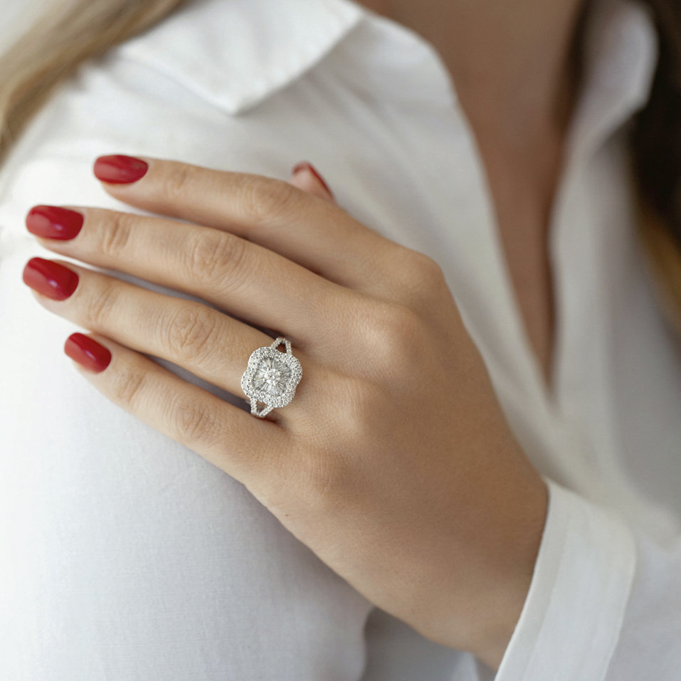 Prsten s diamanty Antic