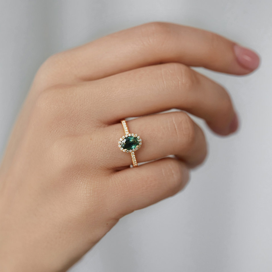 Prsten se safírem a diamanty Princess