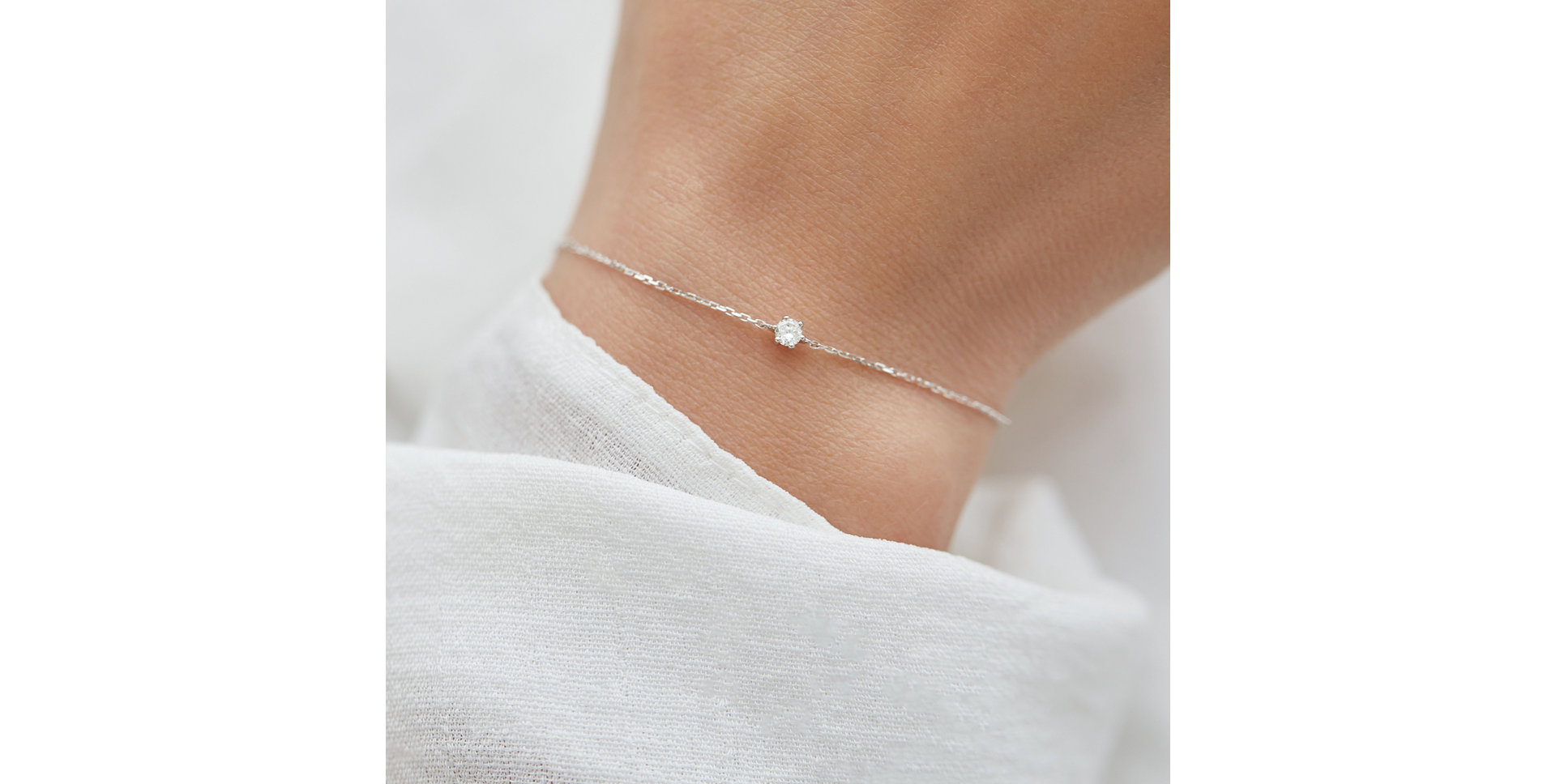 Náramek s diamantem Essential Shine