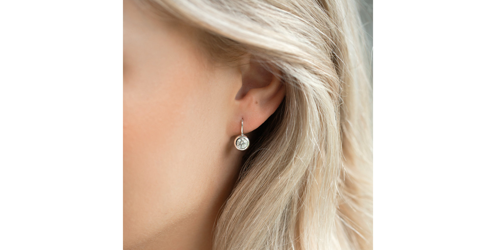 Náušnice s diamantem Sparkling Dots