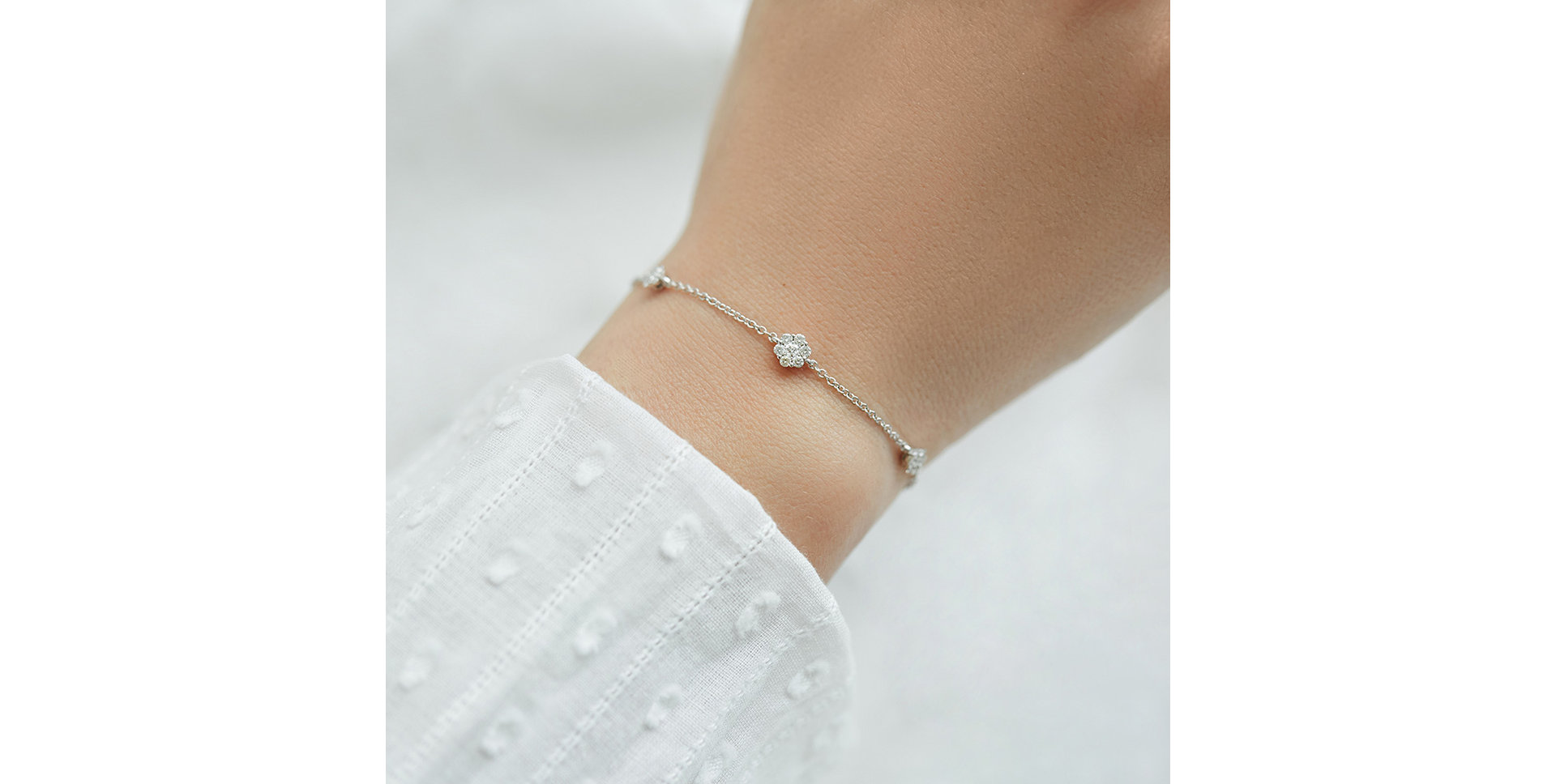 Náramek 14kt žluté zlato s diamantem Starlet Lady