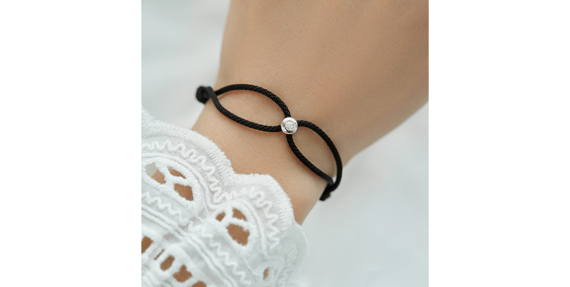 Náramek s diamantem Unstoppable Dot