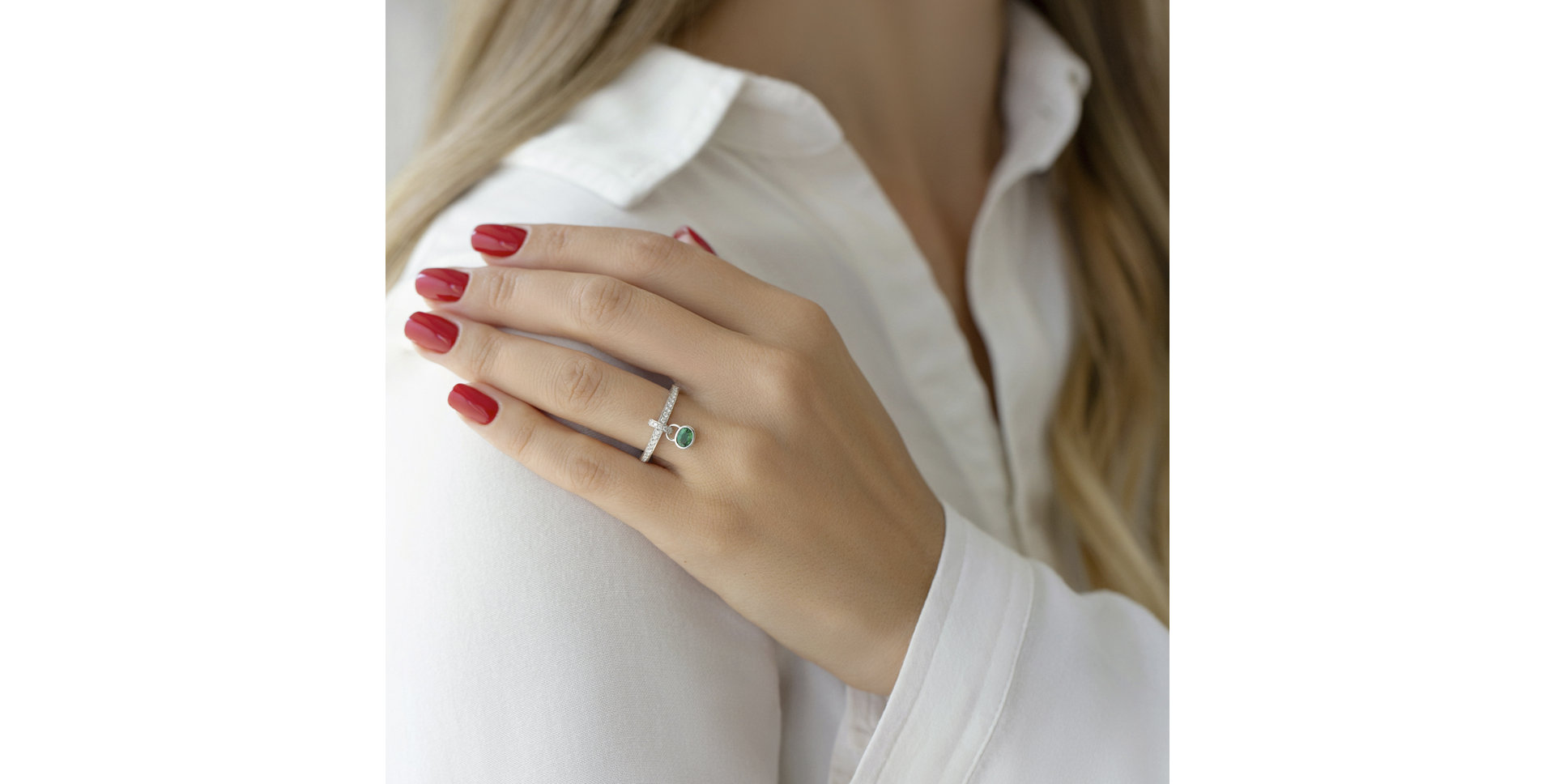 Prsten s safírem a diamanty Angeline