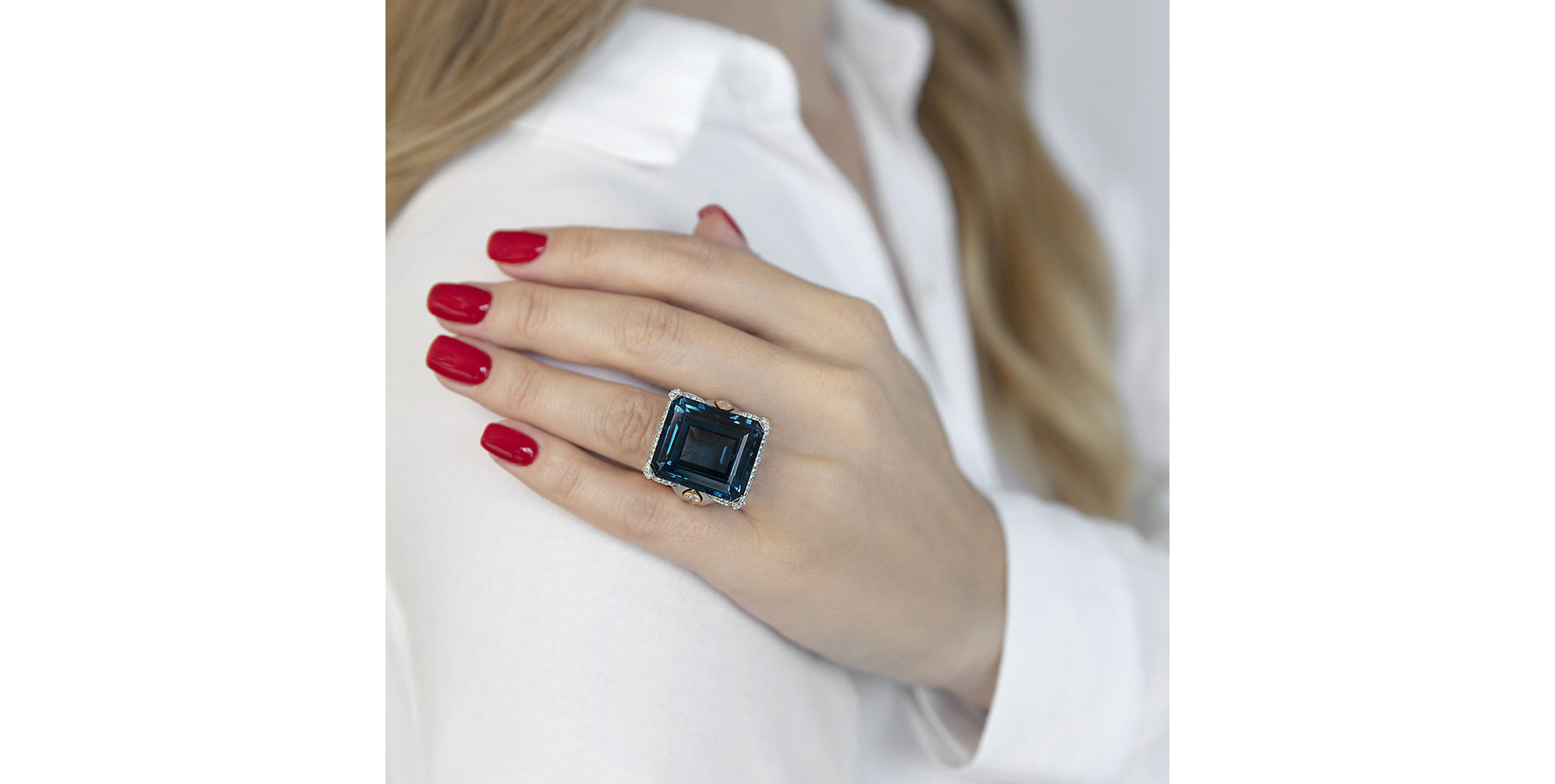 Prsten s topazem a diamanty Blue Rhapsody