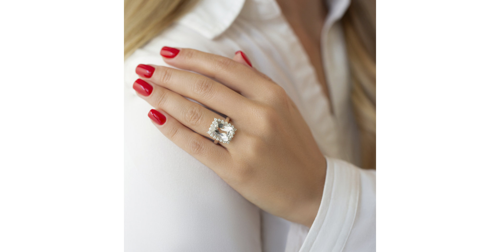 Prsten s topazem a diamanty Justin