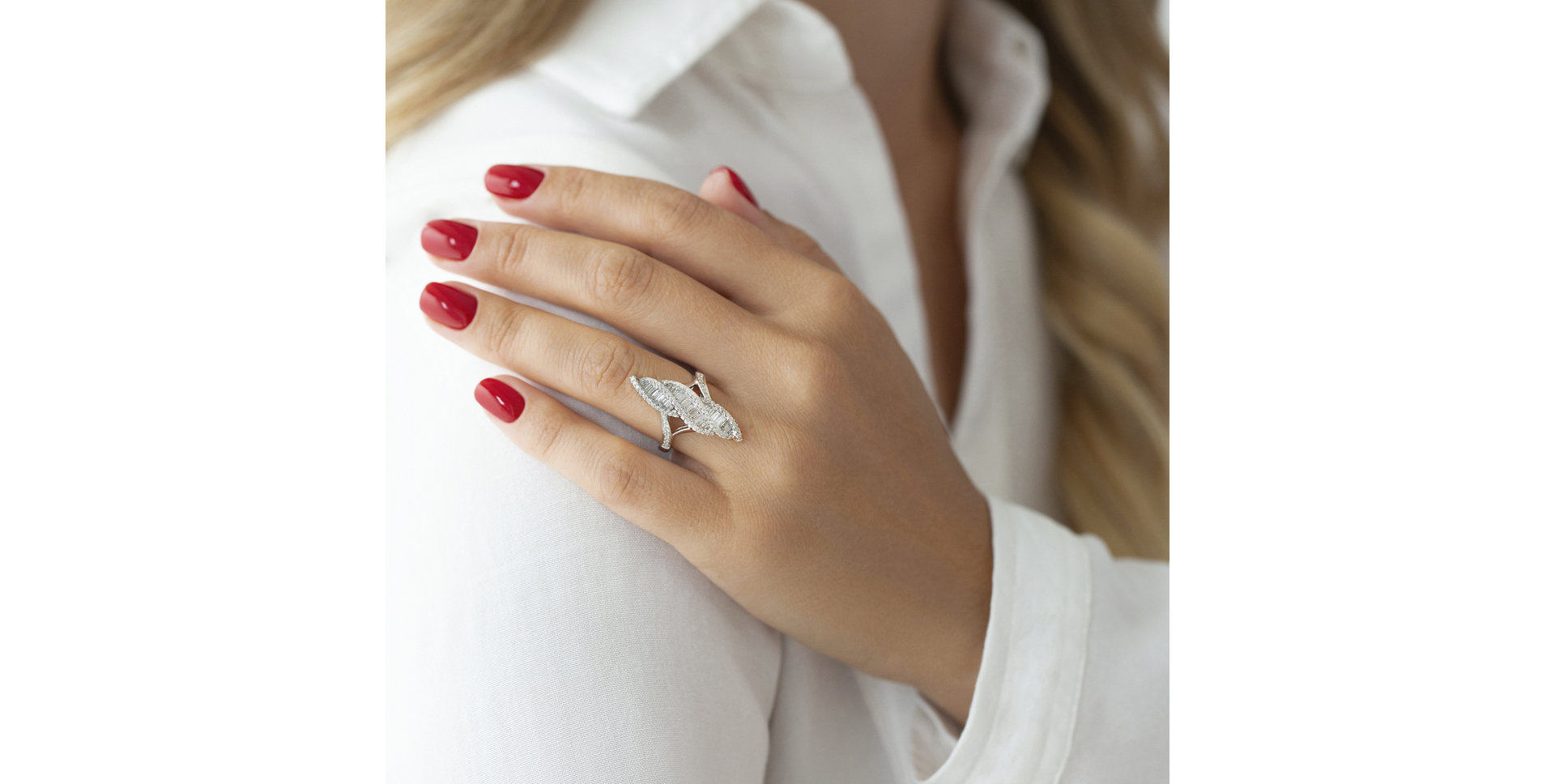 Prsten s diamanty Infinite Swirls