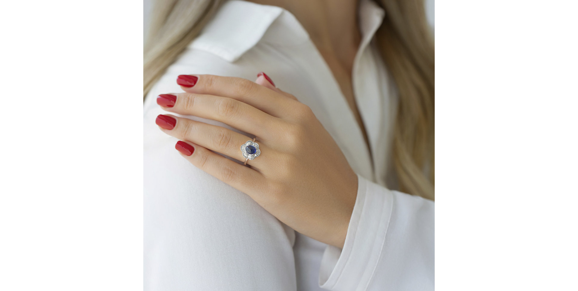 Prsten s safírem a diamanty Blooming Sapphire