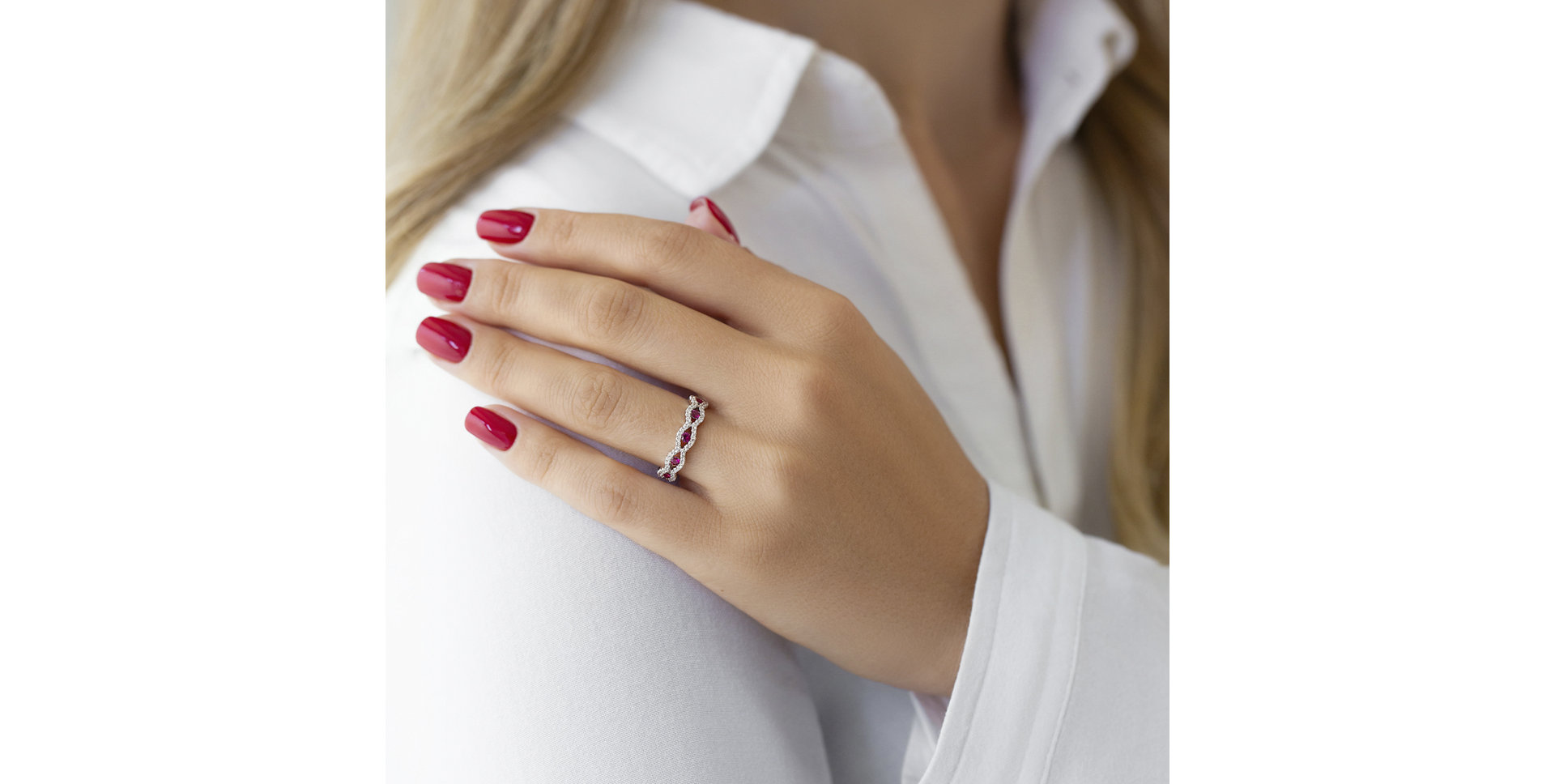 Prsten s diamanty a rubíny Phoenix