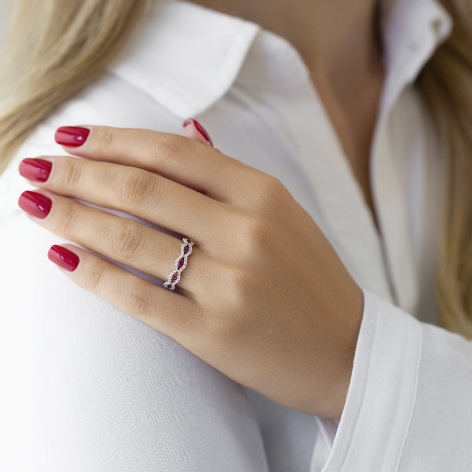 Prsten s diamanty a smaragdy Phoenix