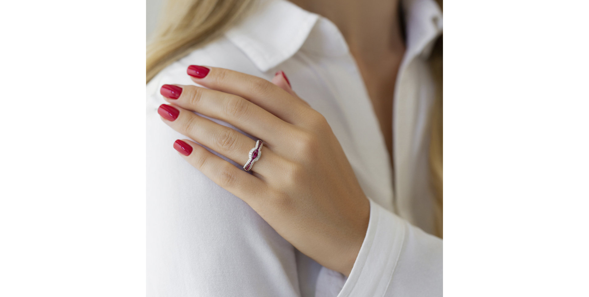 Prsten se smaragdy a diamanty Fiore