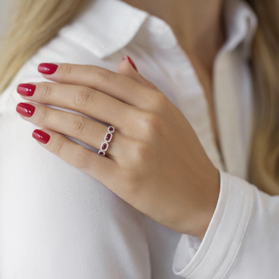 Prsten s diamanty a smaragdy Lexi